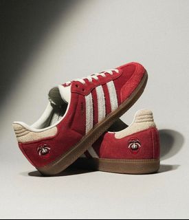 (Category: ) located in . Submitted by soleauthenthings (Listing ID 1273861694, Image 1). Description: .