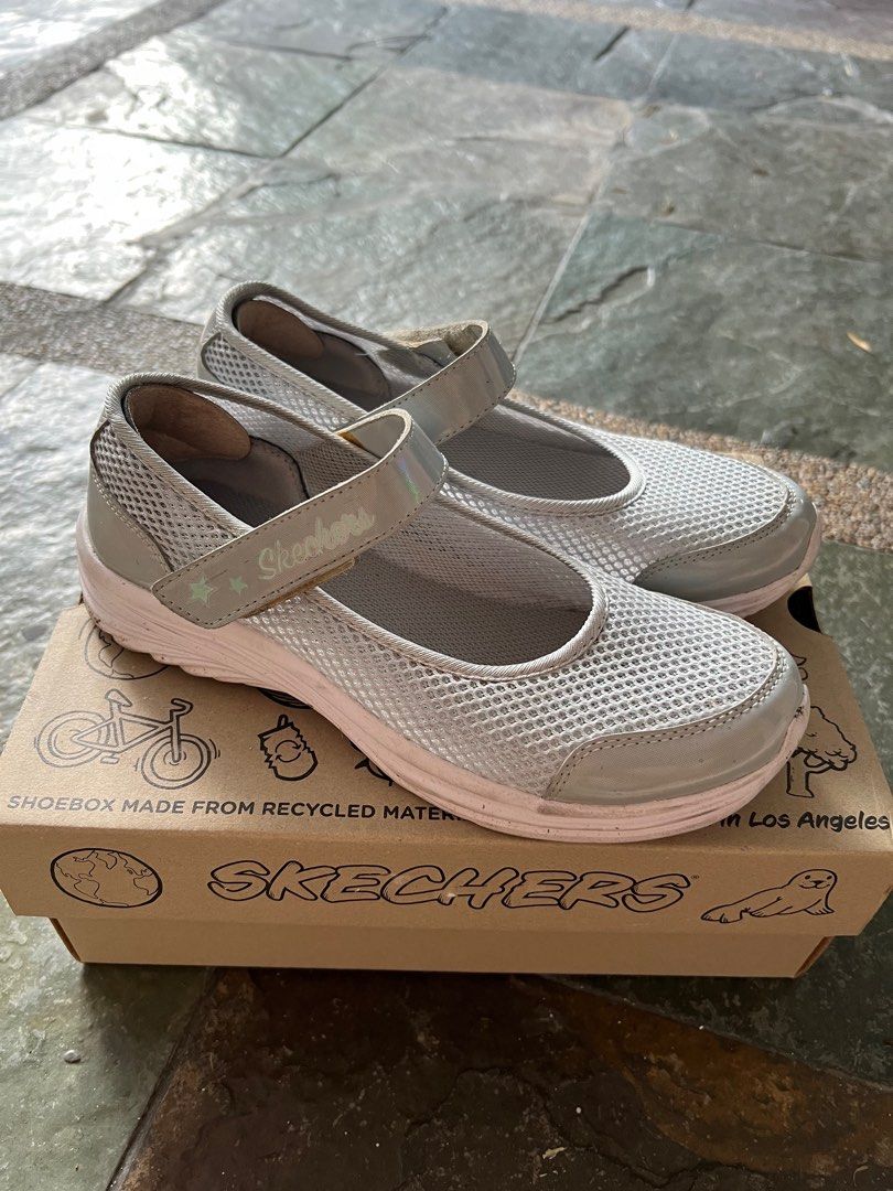 Skechers kids top size