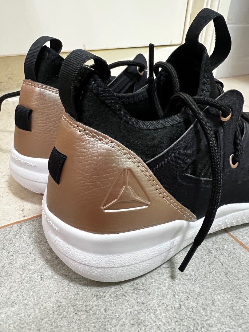 Reebok cardio hotsell motion black