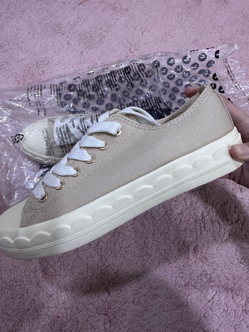 Rubi Jodi Low Rise Sneaker
