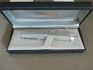 Sailor Fountain Pen brand new and Authentic