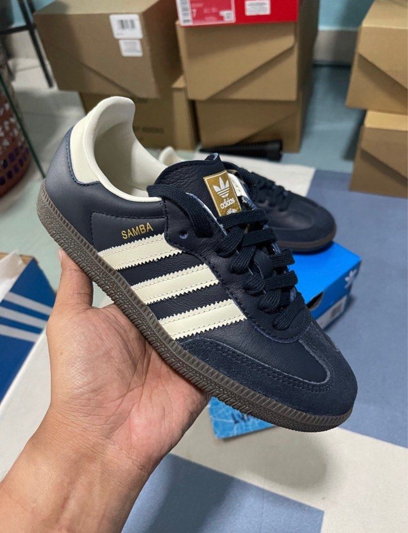 Adidas samba navy gold 2025