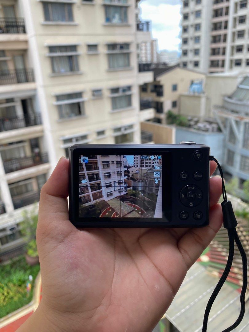 SAMSUNG DV180F DUAL-SCREEN MINT CONDITION (VV RARE) (Category: Cameras) located in Quezon. Submitted by rinatsky (Listing ID 1273789279, Image 3). Description: SAMSUNG DV180F DUAL-SCREEN MINT CONDITION (VV RARE) PHP 7,499 - 16.2 mega pixels 5x optical zoom - wireless image transfer + remote control via mobile device - BEST FEATURE: has dual screen, one in the back & one in the front which can be used for vlogging, manual self or group shots, jump