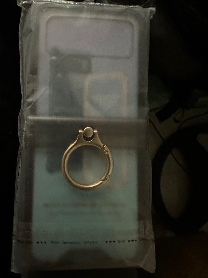 Samsung flip 3 & 4 case (Category: Cases & Sleeves) located in Marikina City. Submitted by arvin_ravi (Listing ID 1273862105, Image 1). Description: Unused Samsung z flip case with hinge support and ring stand RFS- don’t have the phone anymore .