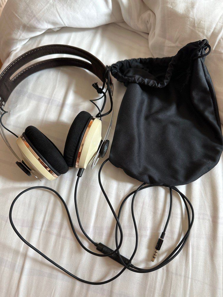 Sennheiser momentum clearance on ear ivory