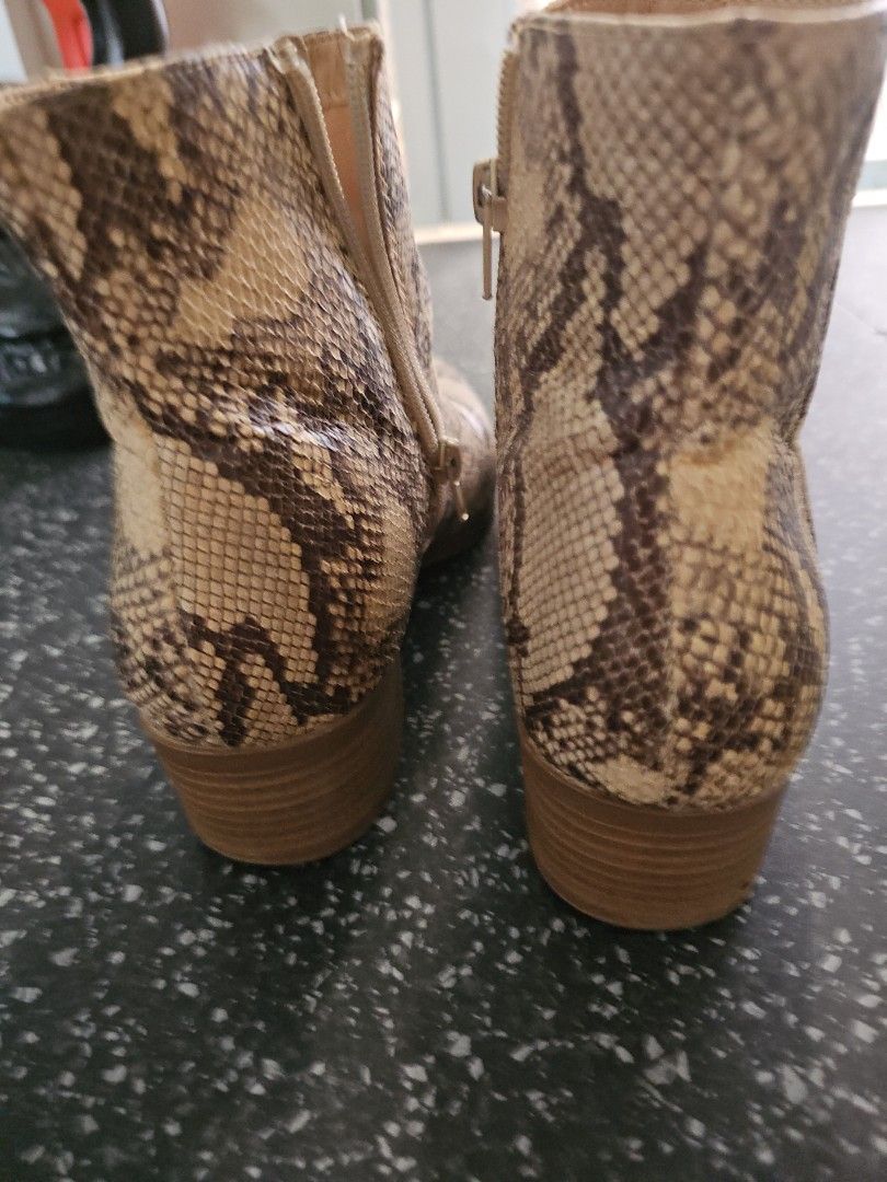 Marks and spencer best sale snakeskin boots