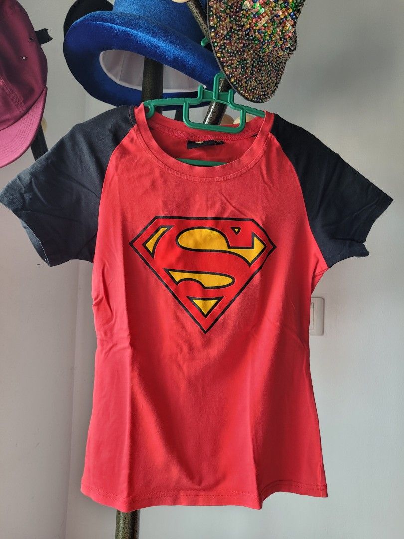 Superman hotsell shirt womens