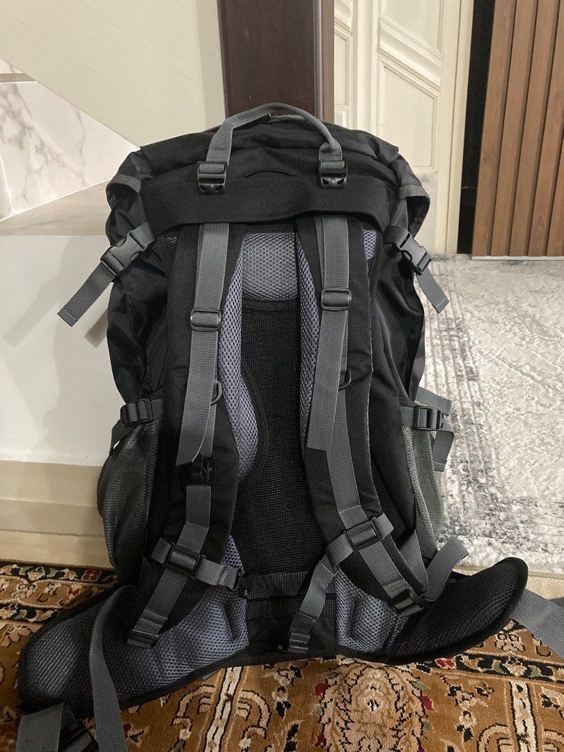 The north face backpack Men s Fashion Bags Backpacks on Carousell