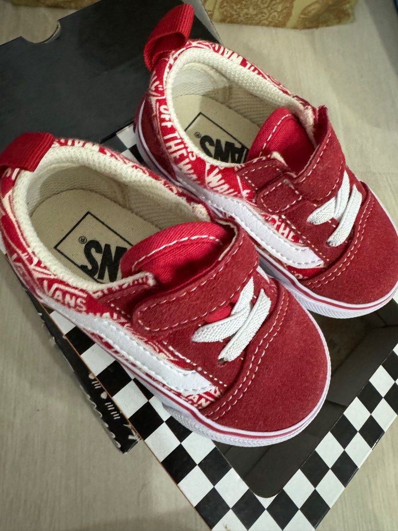 Red vans old skool kids discount