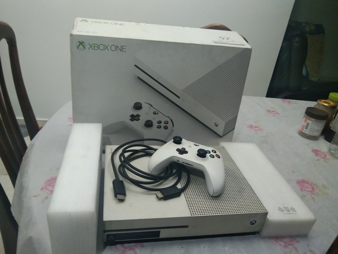 Xbox one s 1681 gb outlet