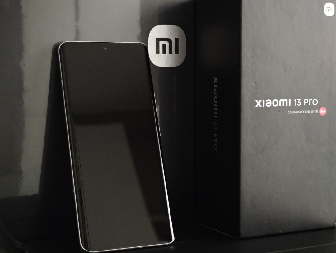 Xiaomi 13 Pro 5G Ceramic Black 256GB + 12GB Dual-Sim Factory