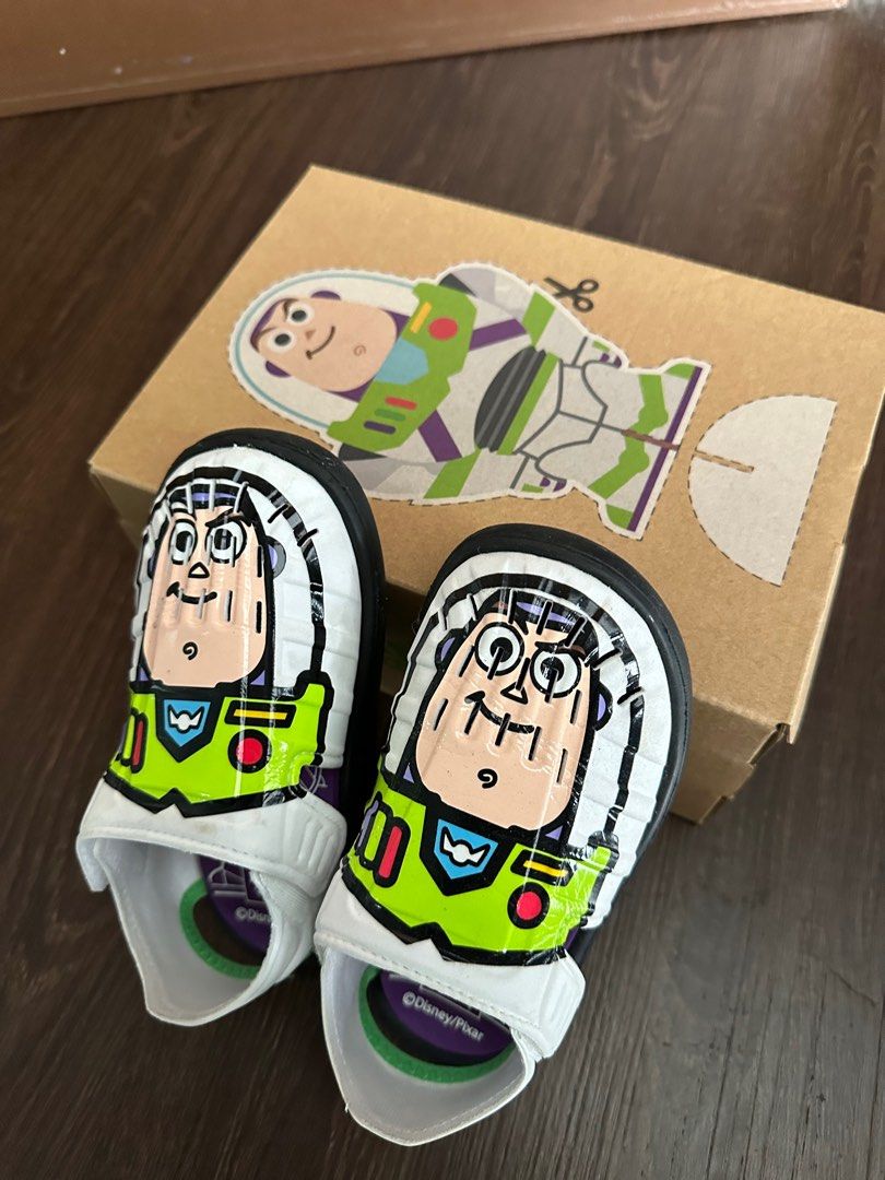 Buzz lightyear best sale sandals