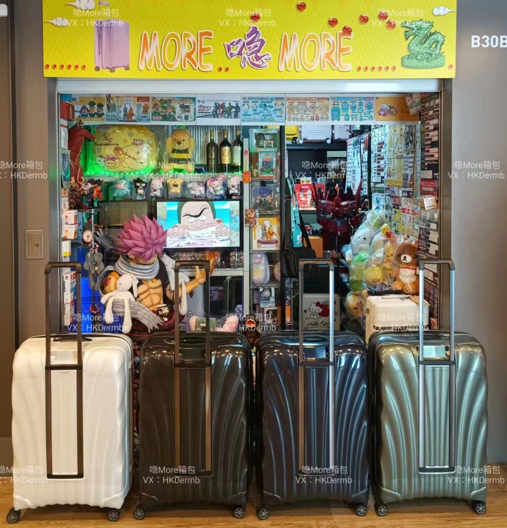 最後優惠 Samsonite C LITE 新款超輕拉鍊貝殼 30吋 超大型行李箱 C-LITE 黑 白 午夜藍 深藍 紅 金屬綠 RIMOWA CALOCUT SLIMPRO Thermomix LV GOYARD TUMI （分類：旅遊 - 旅行必需品及用品）位於 Hong Kong。 由 MGM2025 提交（商品編號 1259243664，圖片 3）。簡介： 秉承Curv®技術和標誌性設計的故事，我們自豪地推出C-Lite。令人難以置信的輕盈和出色的舒適性，確保更加順暢的旅行體驗。 屢獲殊榮的標誌性箱身設計現可確保提供更加順暢的旅行體驗。 加長的雙拉捍和雙滑輪確保了極高的機動性和易用性。 秉承CURV®編織技術，是C-Lite極致輕盈、堅韌的秘密，亦是Samsonite獨有的技術。 容易存取的收納分隔層 雙管手柄 具彈性束帶確保物品安全 TSA三位數字密碼鎖 USB端口 內圍裙形大口袋 便攜電源收納系統 循環再生裡布 平滑滾動雙輪 顏色: 午夜藍 金屬綠 深藍色 辣椒紅 黑色 白