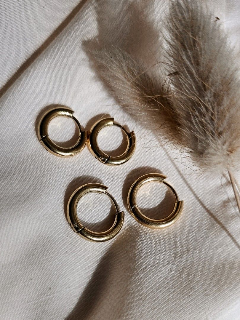 14K Gold Plated Hoop Earrings Stainless Steel, Women\'s Fashion, Jewelry &  Organisers, Earrings on Carousell