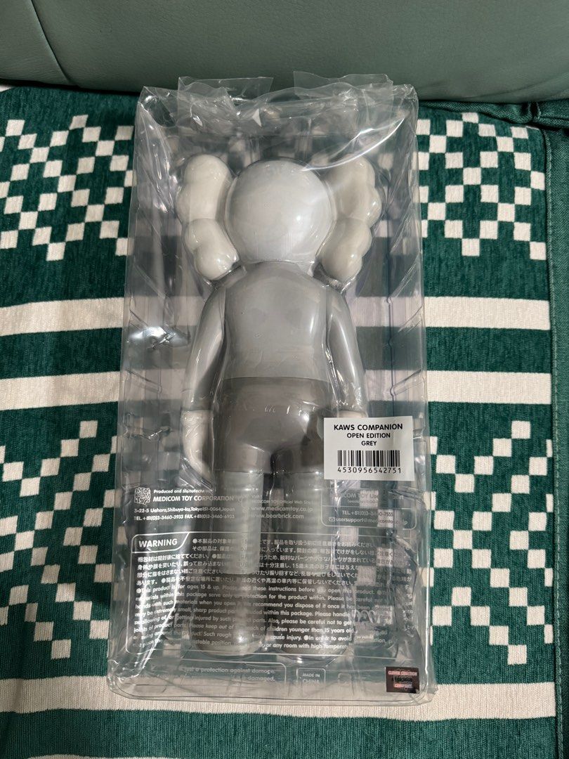 未開封 KAWS COMPANION OPEN EDITION FLAYED BLACK KAWS COMPANION FLAYED OPEN EDITION 未開封 KAWS Companion Flayed