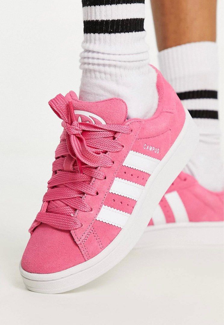 White adidas shoes best sale with pink