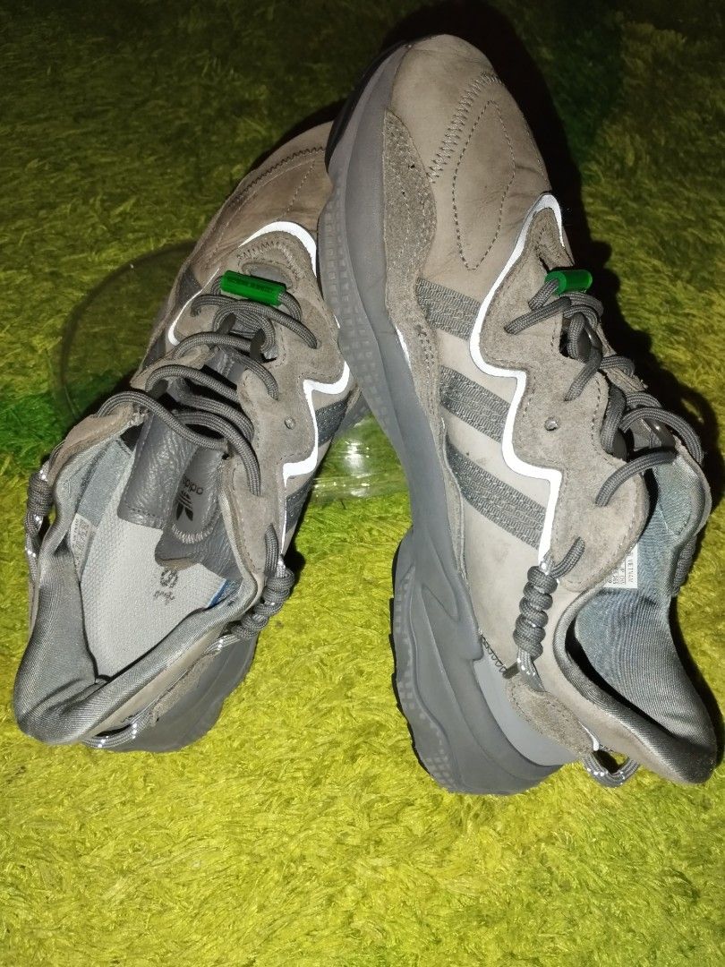 Adidas ozweego reflective hot sale