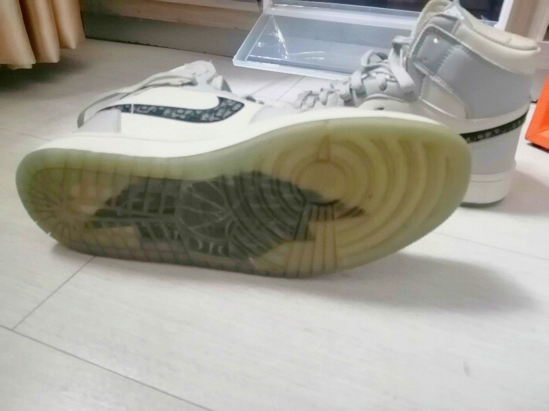 Air Jordan Dior Men s Fashion Footwear Sneakers on Carousell