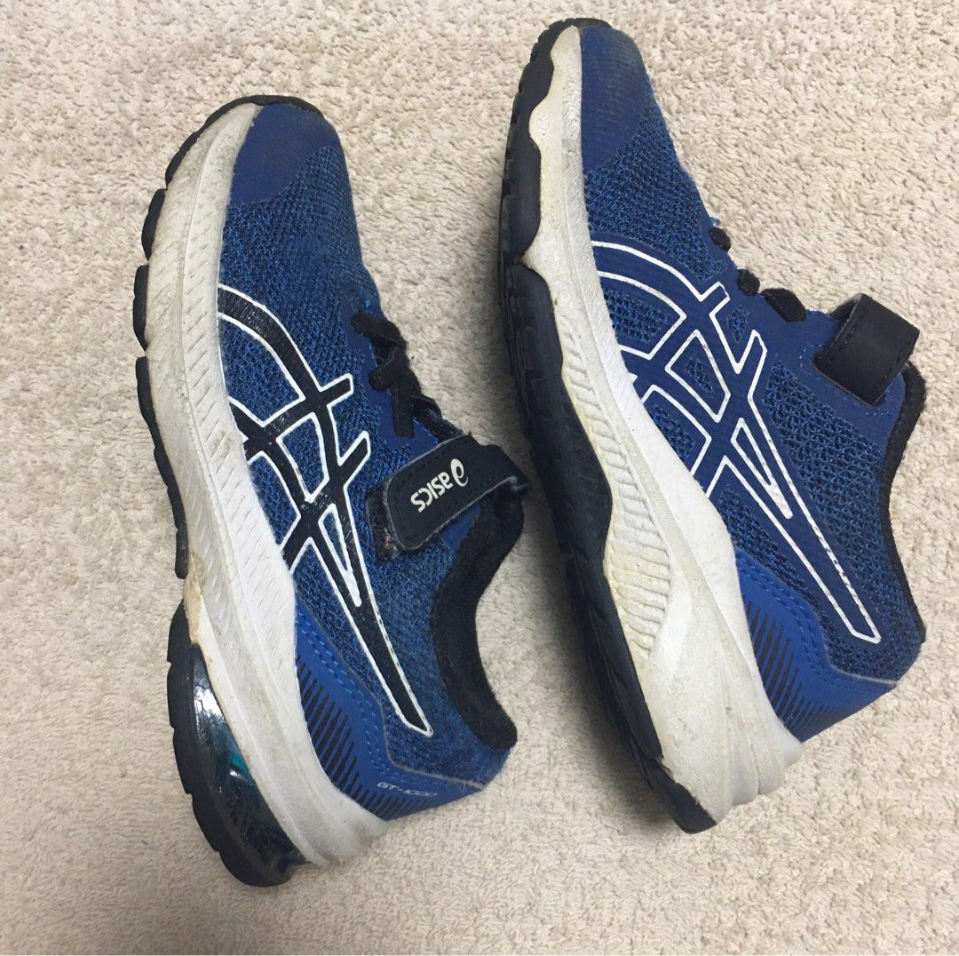 ASICS Boy s Sneakers with free 2 pairs insoles Babies Kids