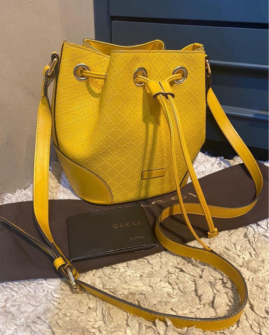 Tas Gucci Bucket Bag Yellow GUCCI BUCKET BAG YELLOW, Fesyen Wanita
