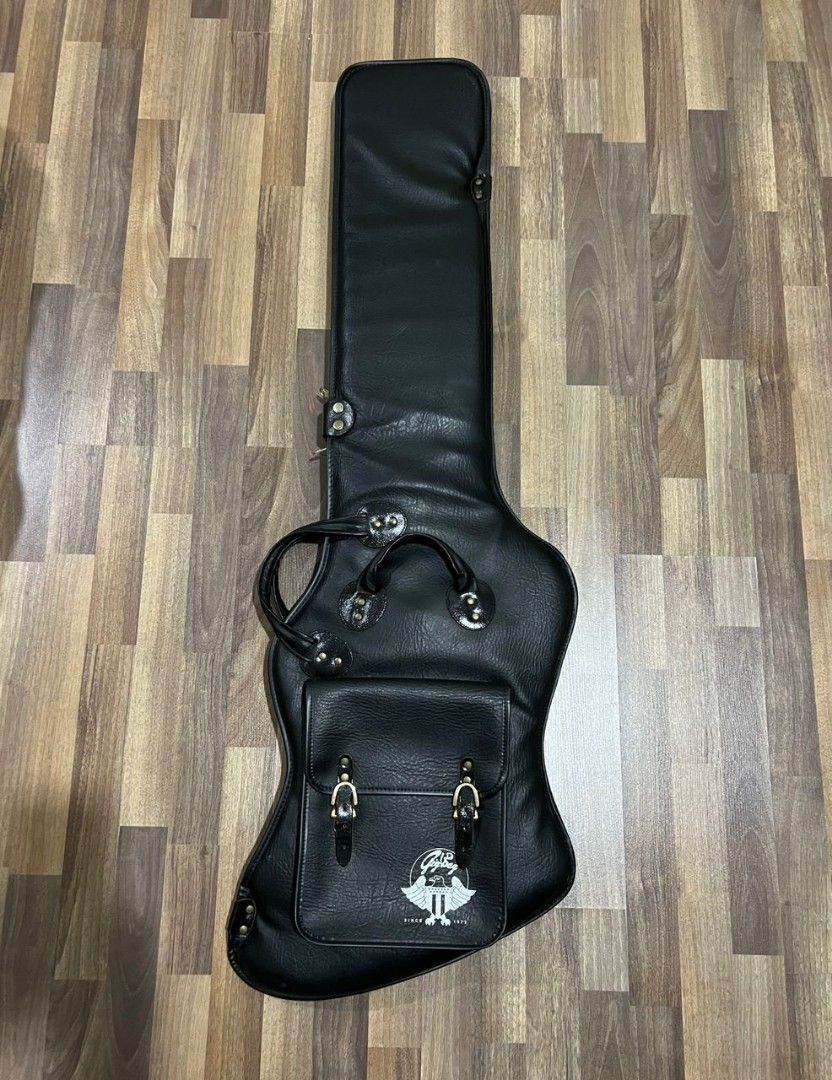 Thunderbird bass hotsell gig bag