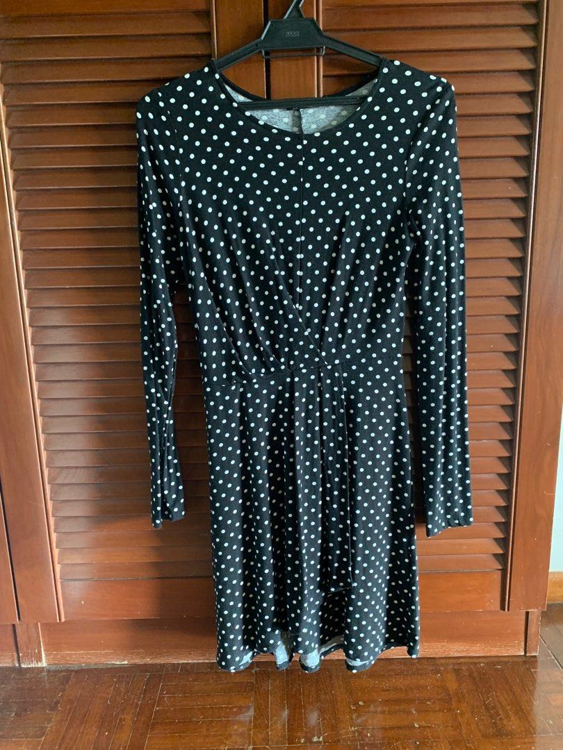 Bershka polka dot mini dress Women s Fashion Dresses Sets Dresses on Carousell