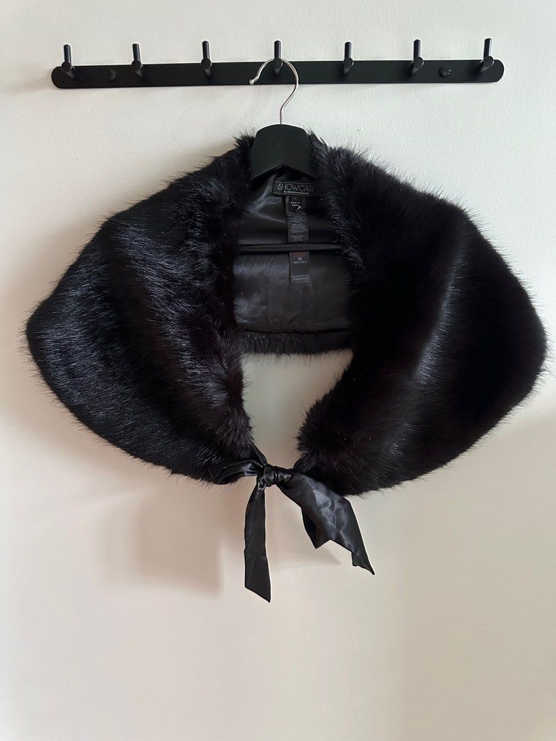 Fur black clearance shawl
