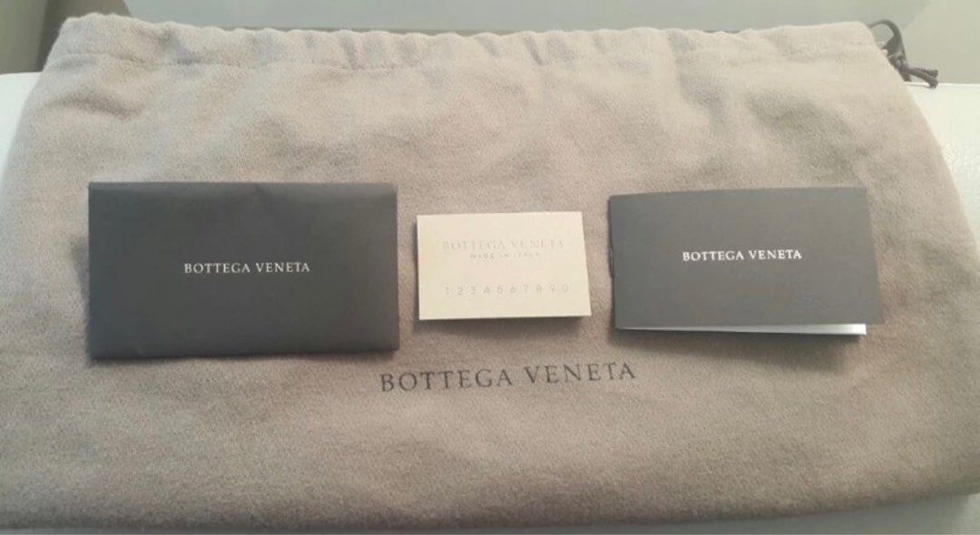 The pouch discount 20 bottega veneta