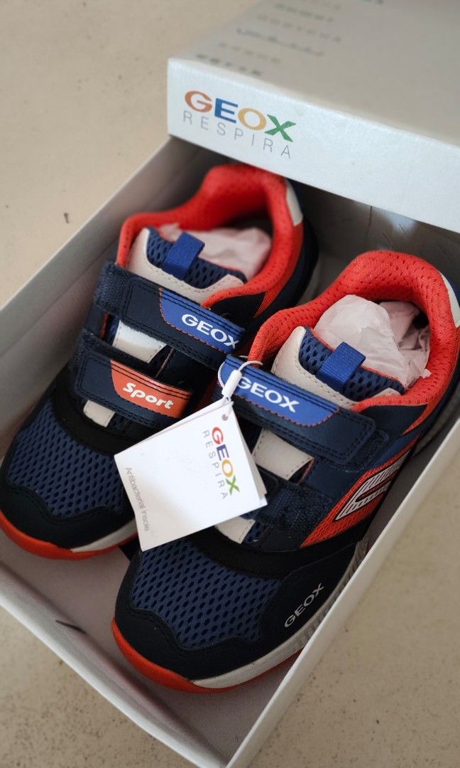 Geox j hotsell