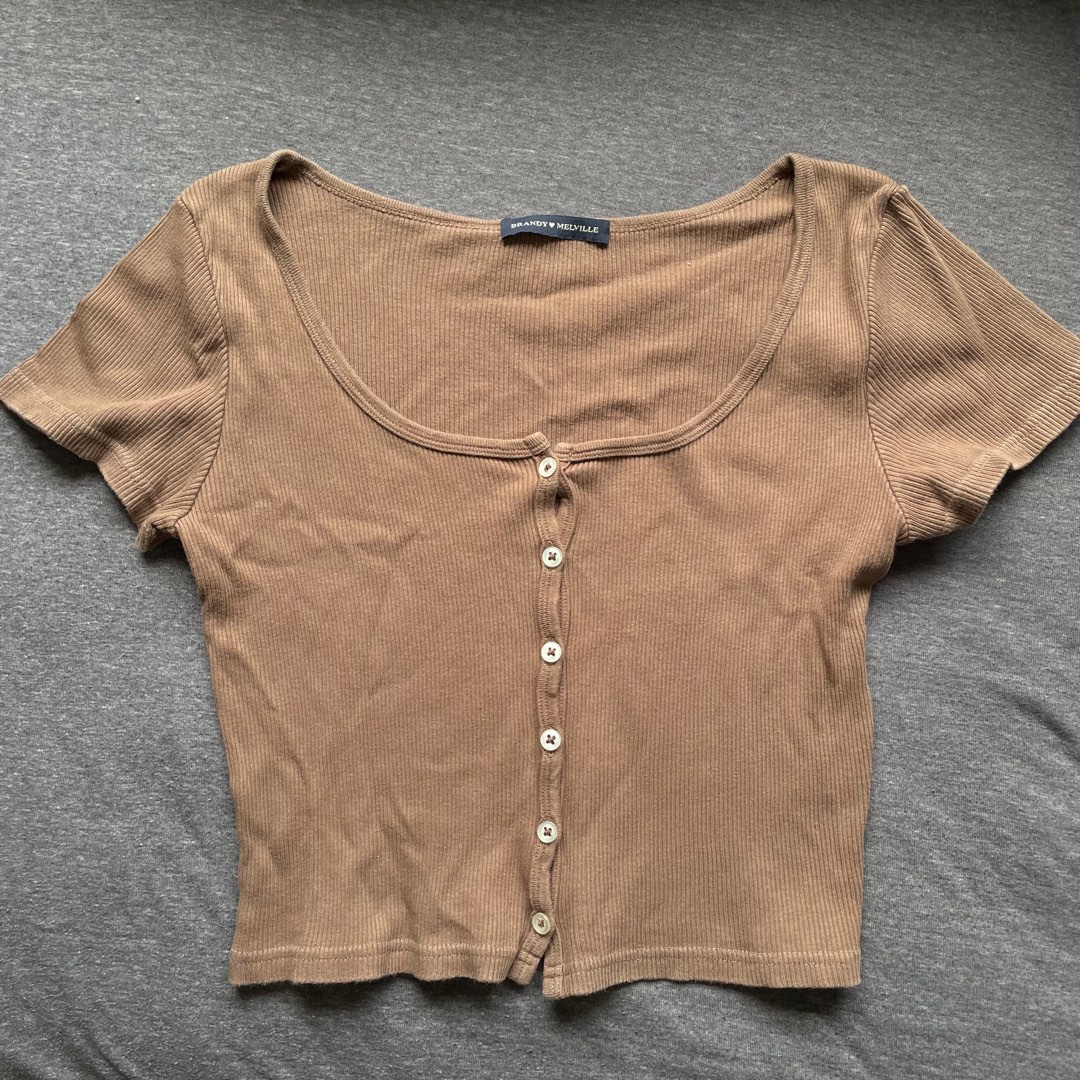 Brandy Melville Brown Zelly Top, Women's Fashion, Tops, Blouses on