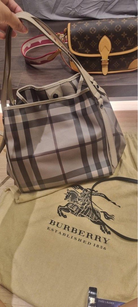 Tote burberry handbags Clearance