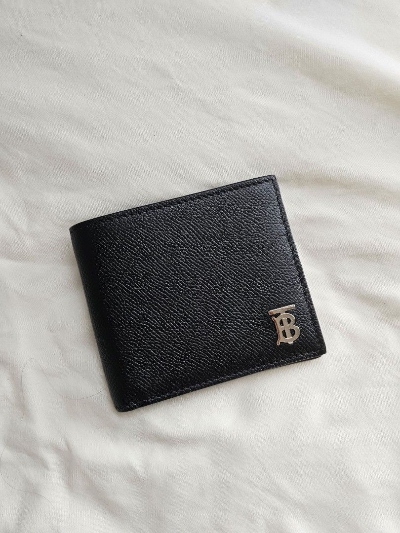 Burberry grainy leather bifold wallet 2025