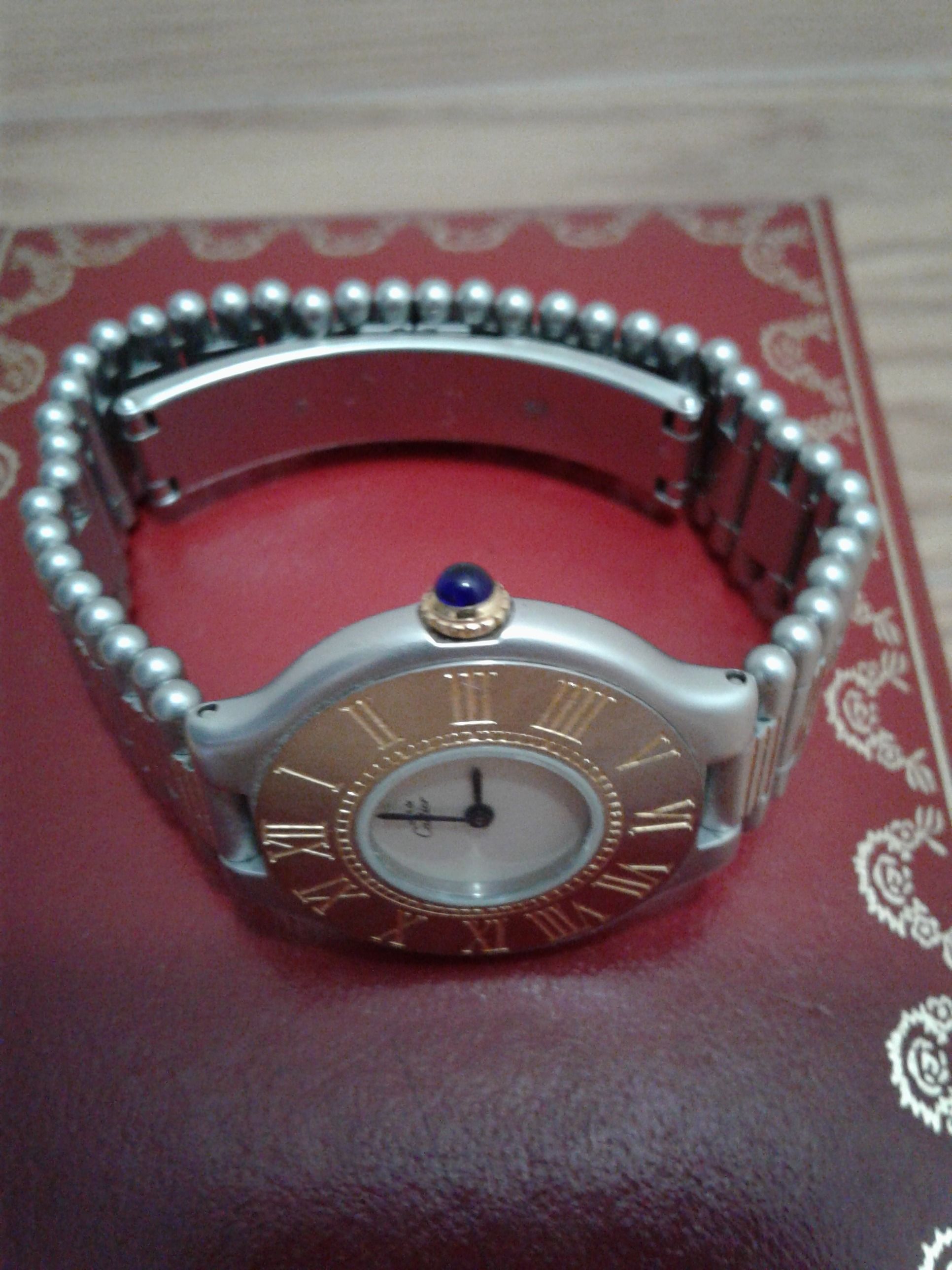 Cartier watch hotsell female