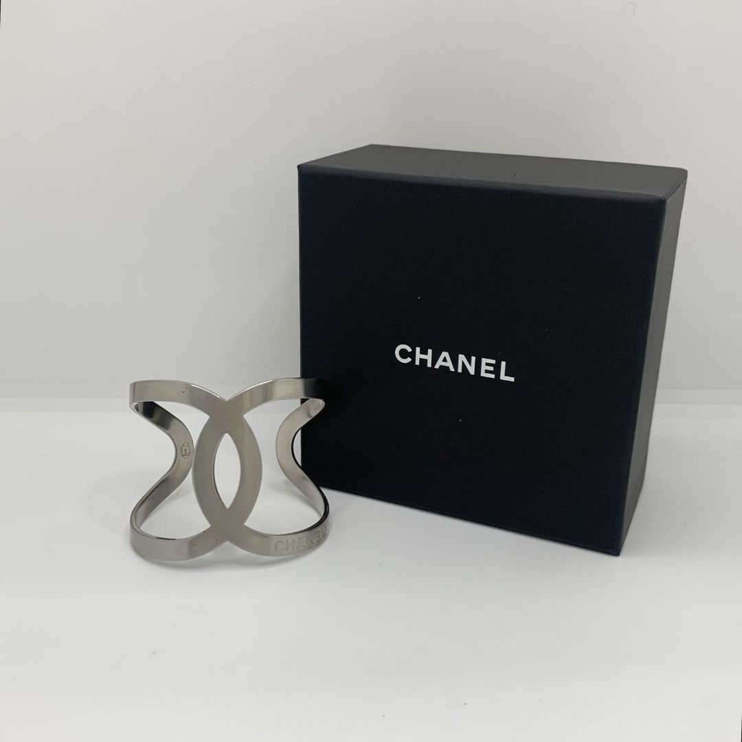 Cc cuff bracelet hot sale