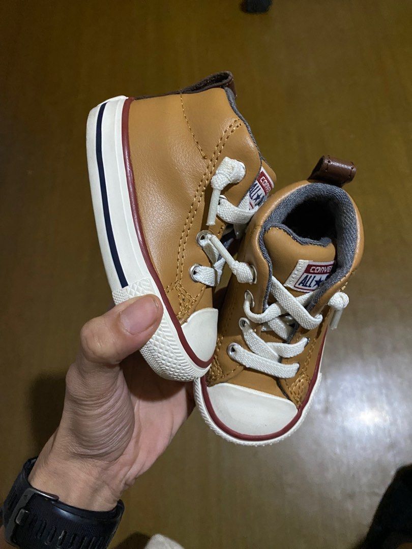 Toddler boy leather converse sales