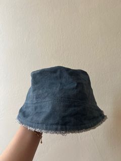 (Category: ) located in . Submitted by wzpreloved (Listing ID 1274017081, Image 1). Description: .