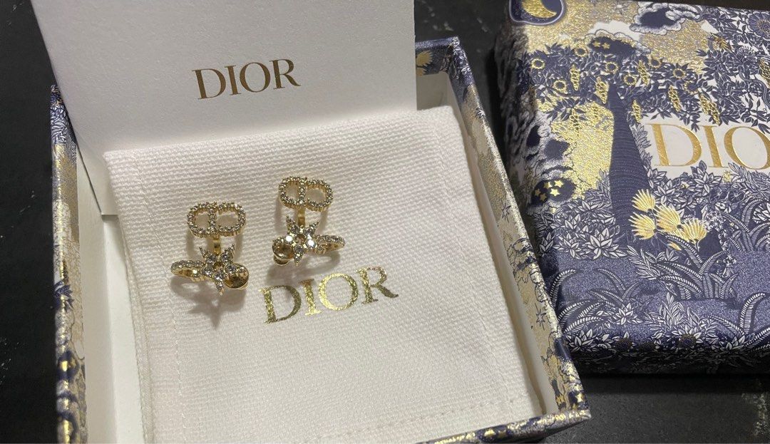 Dior Clair D Lune earrings Luxury Accessories on Carousell