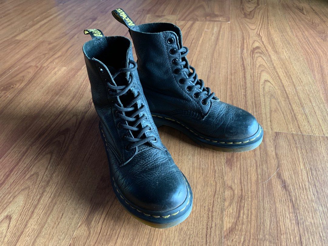 Used doc outlet martens womens