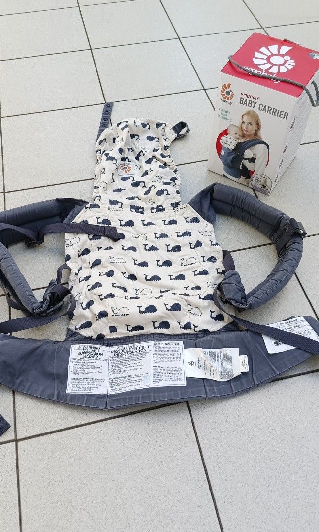 Ergobaby store whale carrier