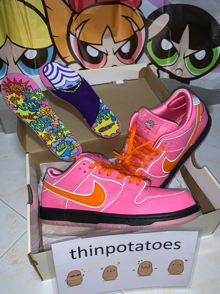 Girls nike shoes pink top