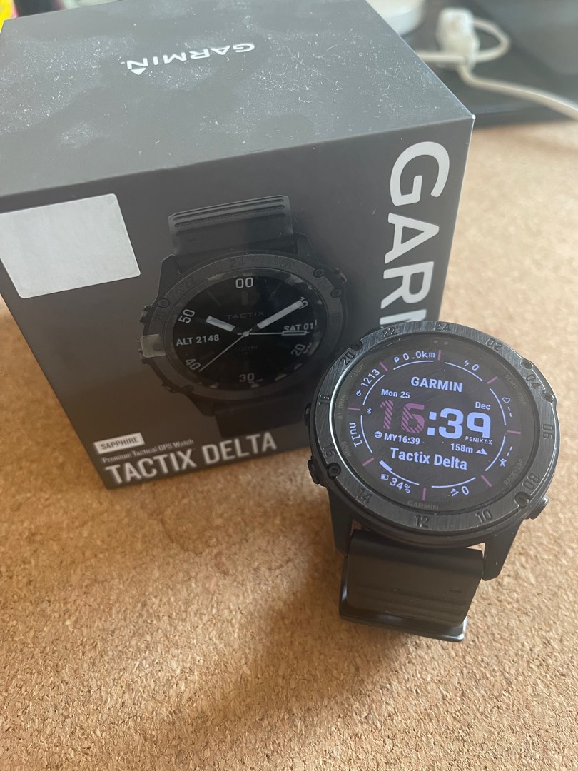 Garmin tactix delta top vs fenix 6x pro