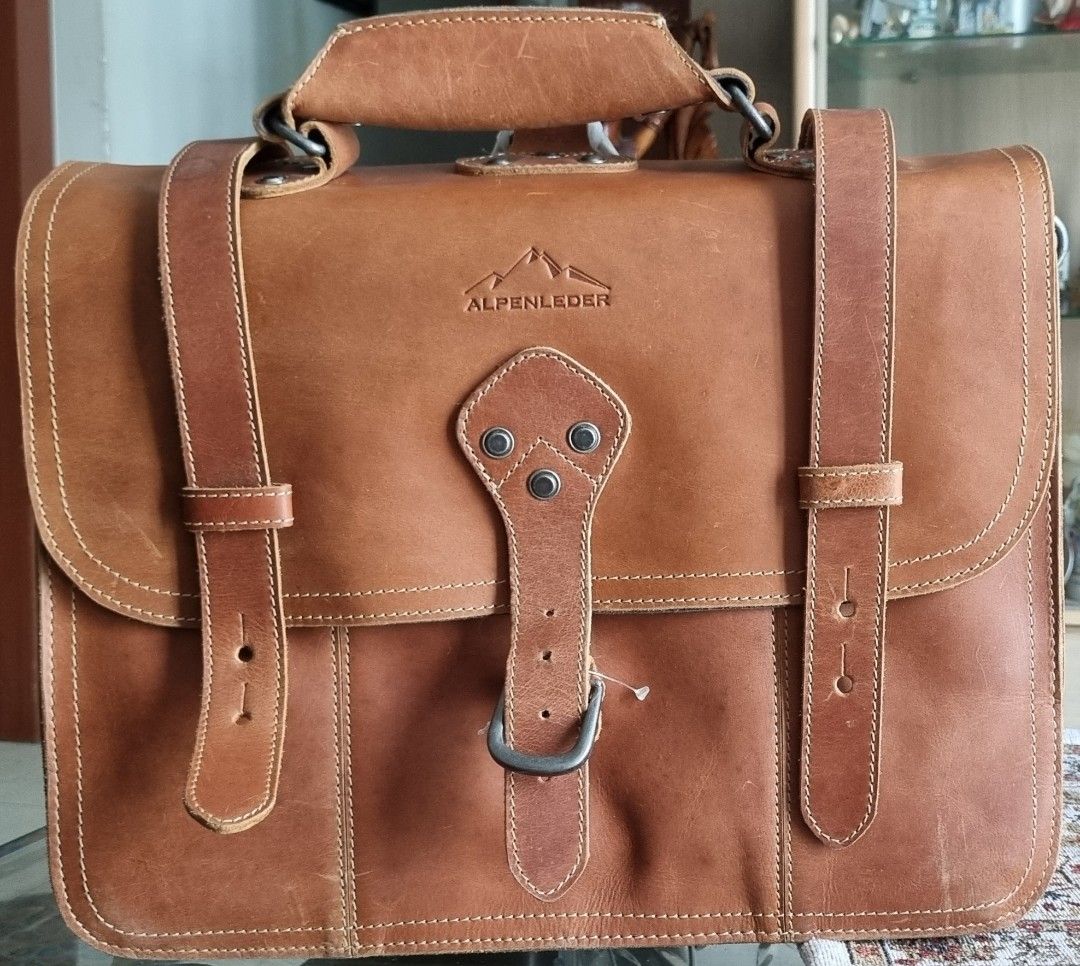 Genuine leather brand new Men s messenger laptop bag briefcase