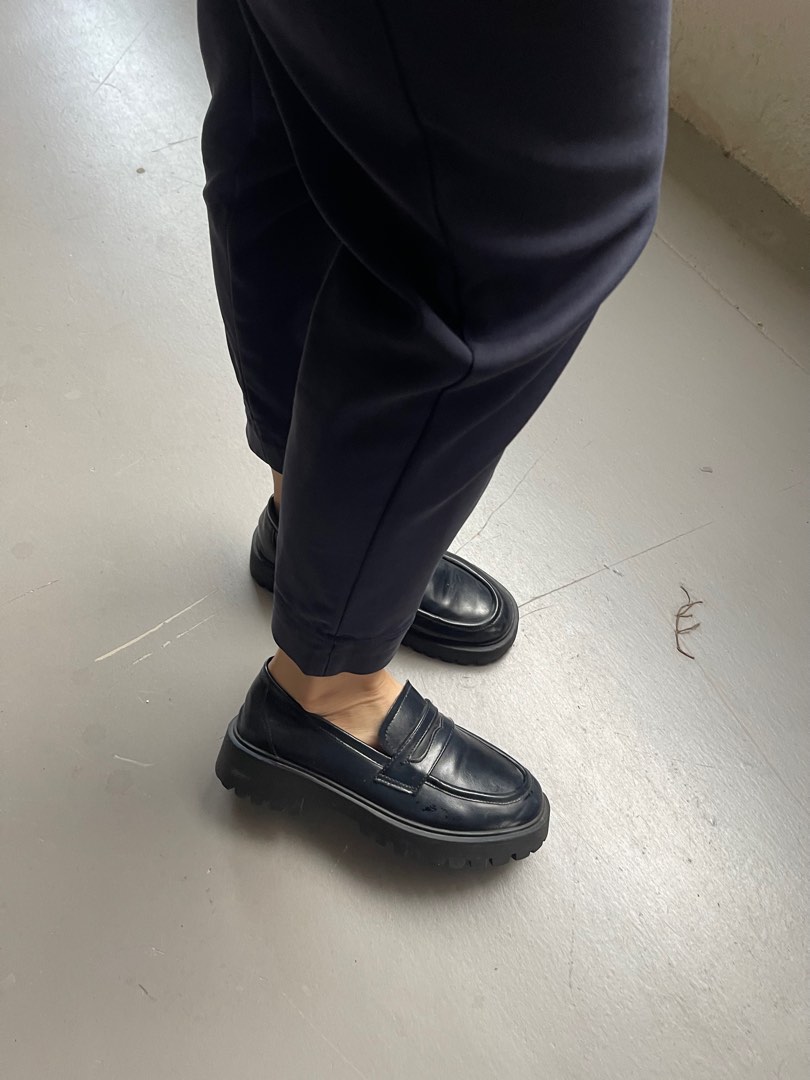Genuine leather cheap loafer shoes