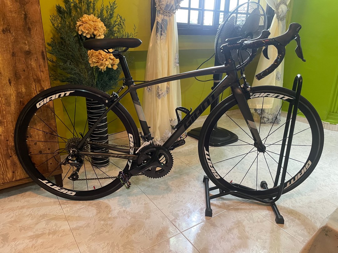 Giant ocr 4 road bike sales