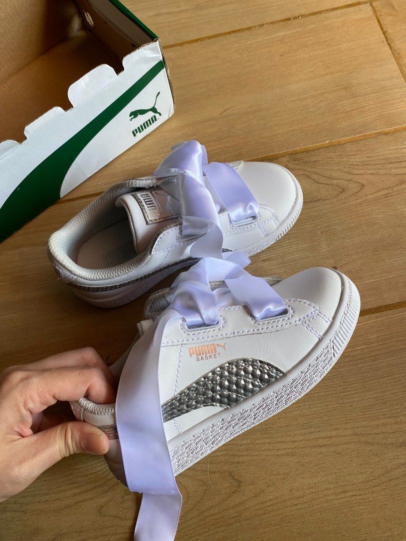 Girls puma heart trainers discount