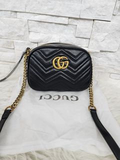 (Category: ) located in . Submitted by yesfashionbag (Listing ID 1274004258, Image 1). Description: .