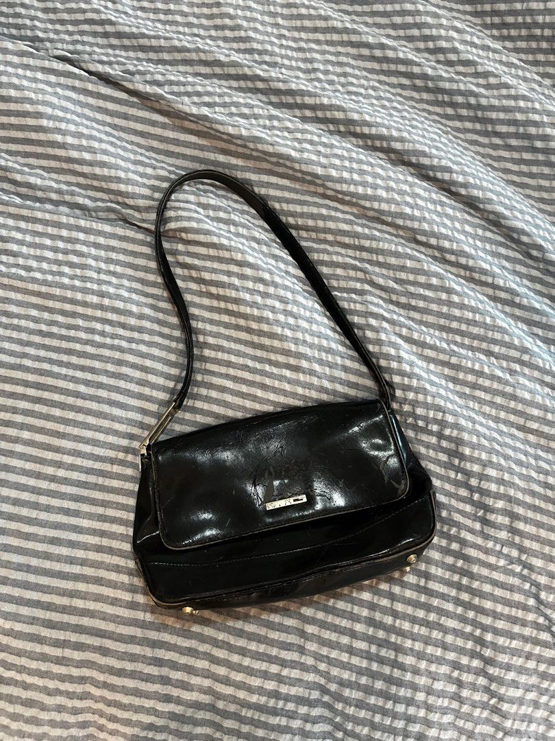 Guess black leather best sale purse