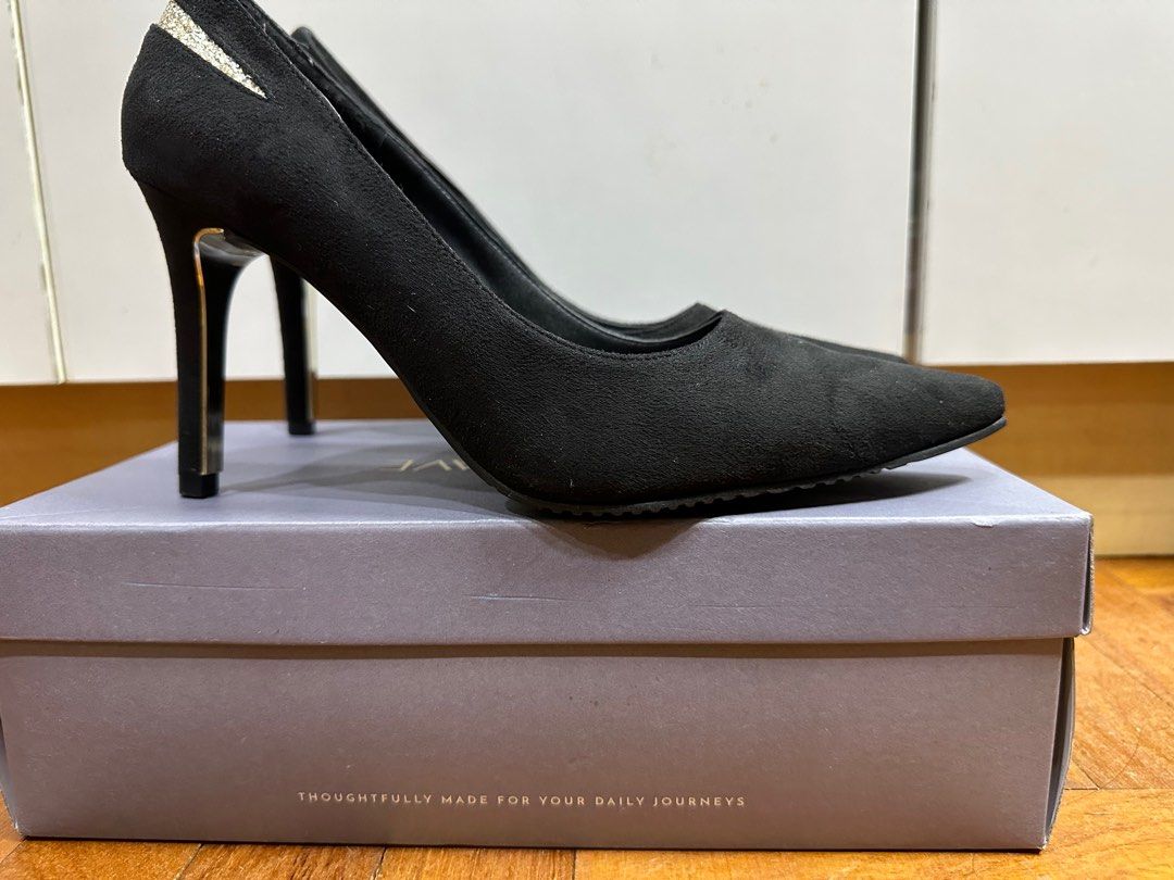 Pump suede 2025