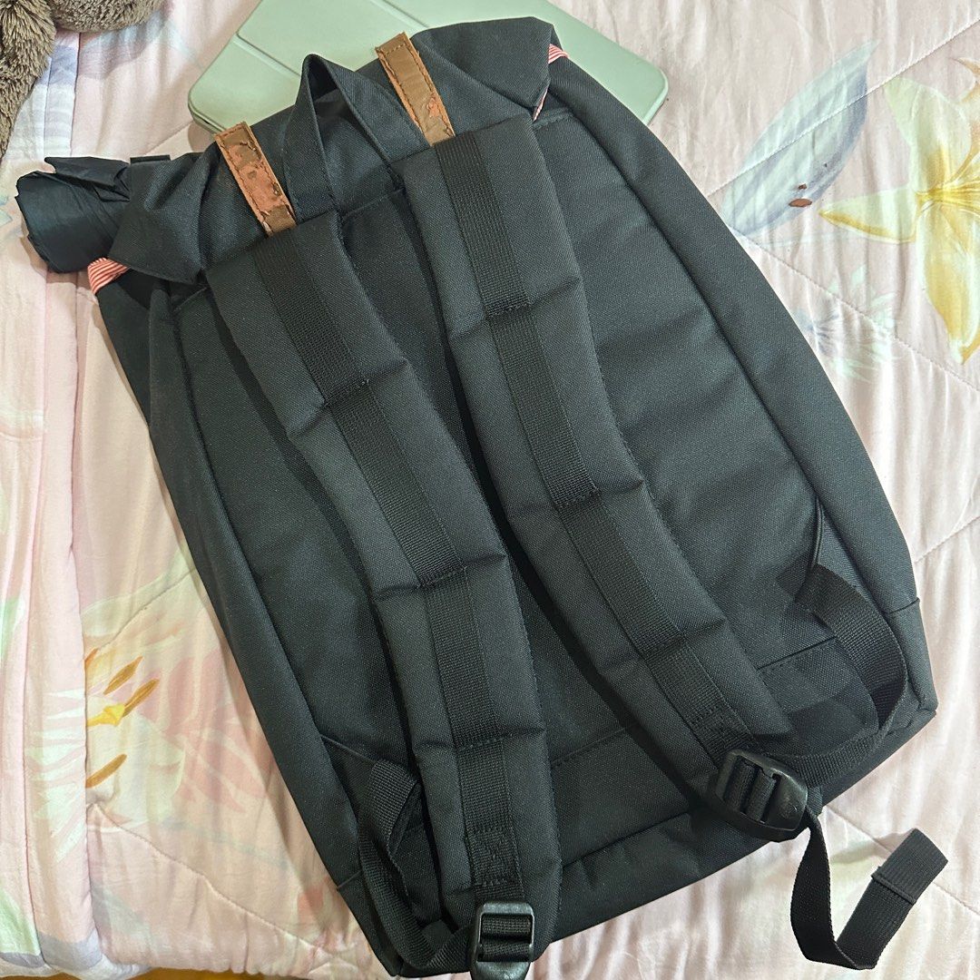Herschel backpack leather peeling discount