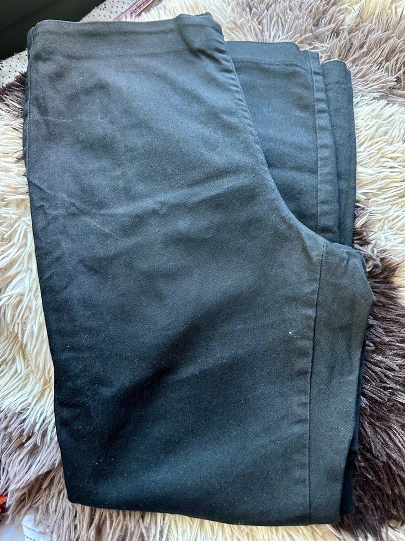 H&M (Category: Jeans) located in Manila. Submitted by mixandbits (Listing ID 1273974981, Image 3). Description: H&M Black Pants Soft / Stretcheable Fits Large to semi XL only used a couple of times only.